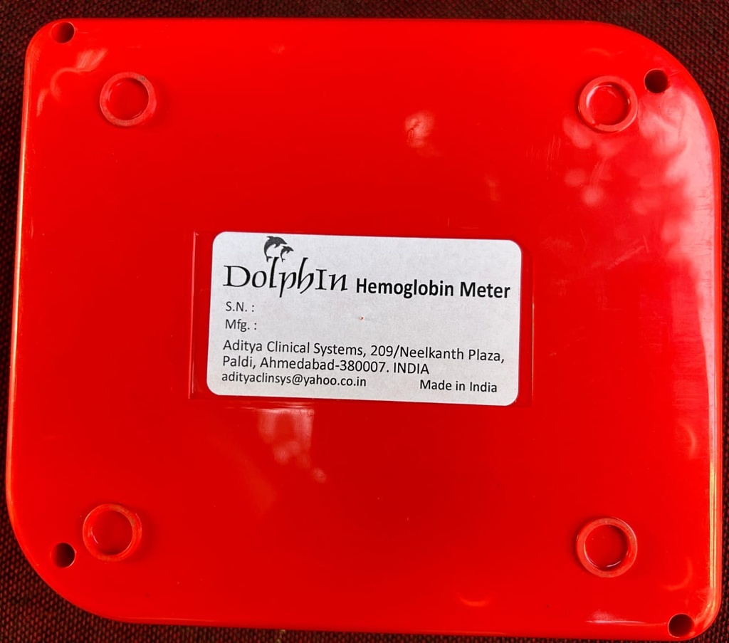 Haemoglobin meter with box of 100 microcuvettes